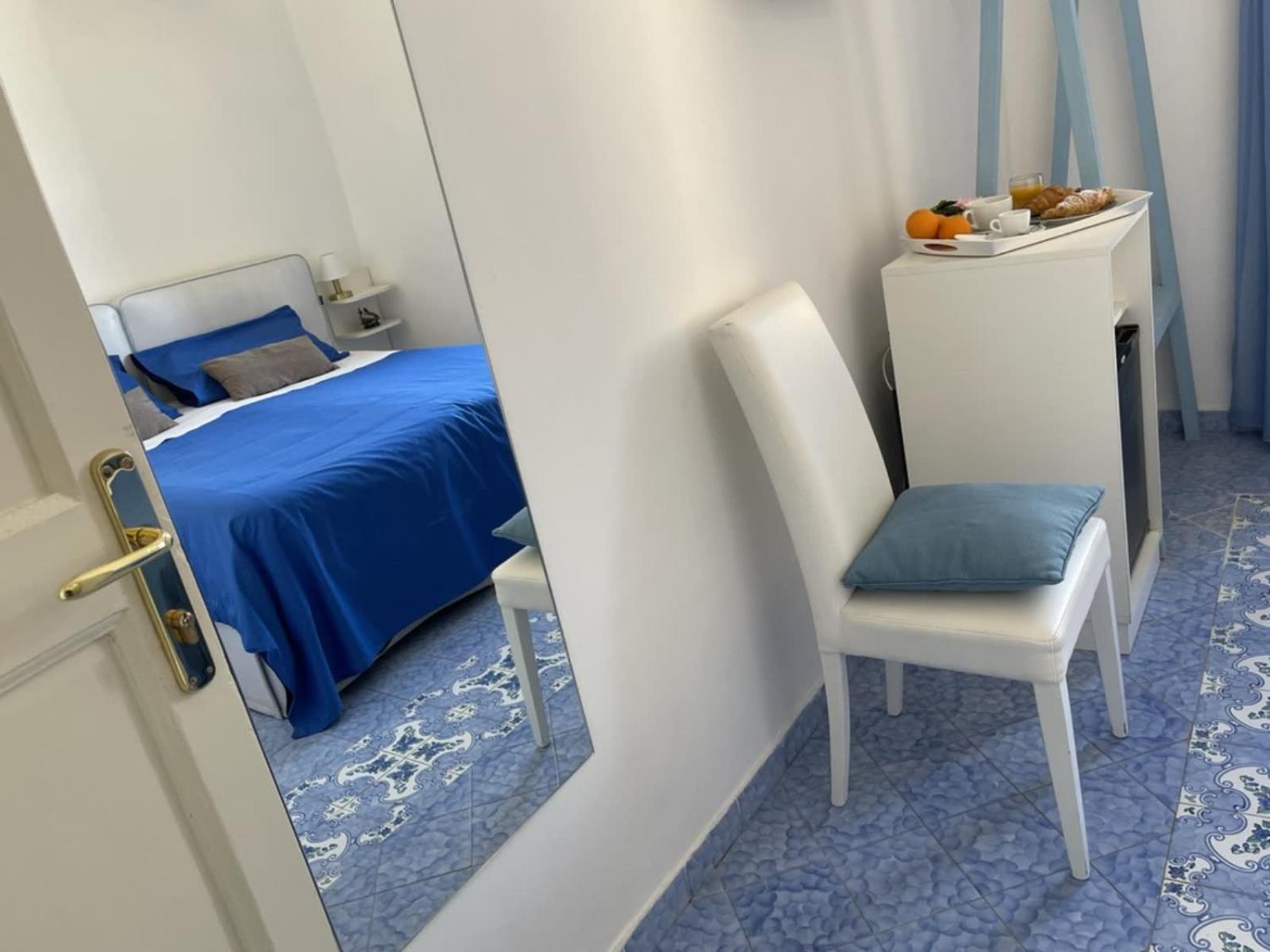 Bed and Breakfast Ambasciata Sorrento Relais Exterior foto