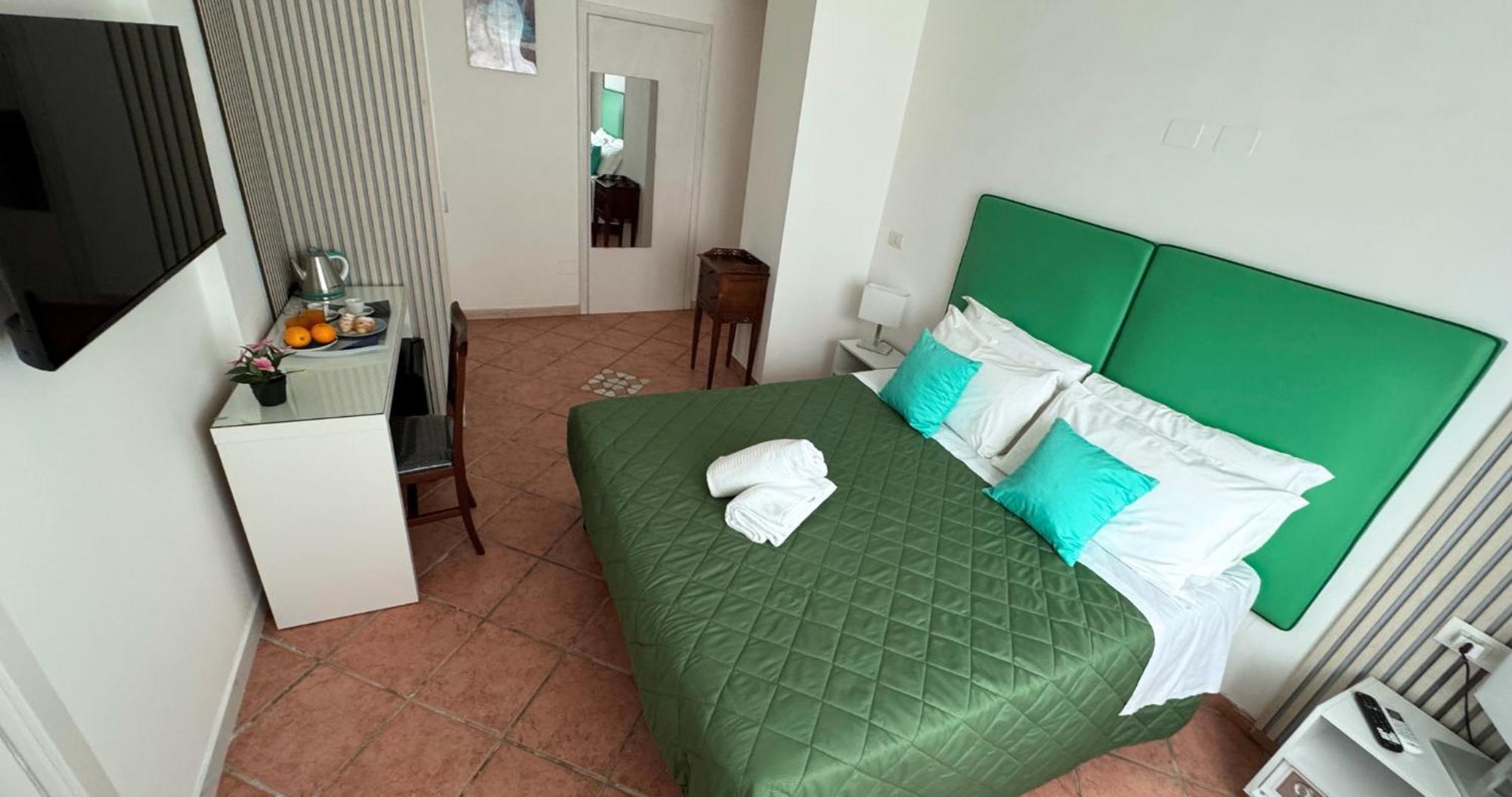 Bed and Breakfast Ambasciata Sorrento Relais Exterior foto